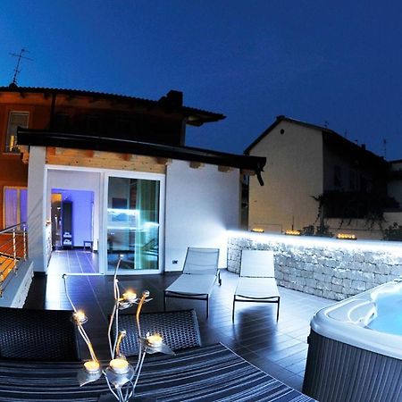 Albergo Alla Torre Caldonazzo Esterno foto