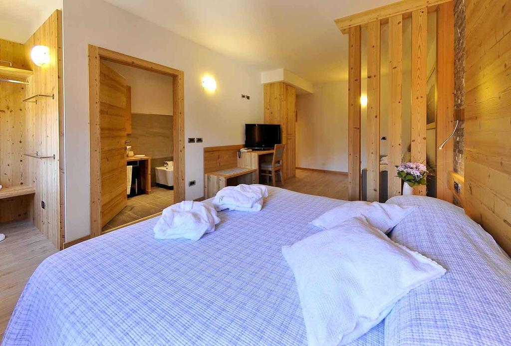 Albergo Alla Torre Caldonazzo Esterno foto