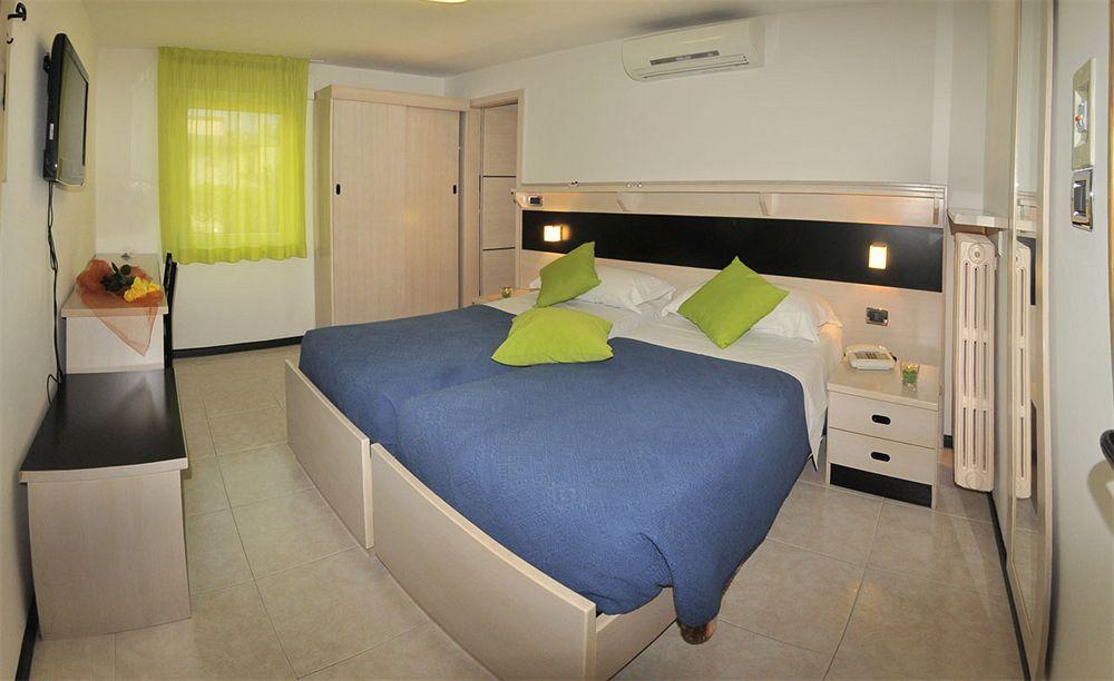 Albergo Alla Torre Caldonazzo Esterno foto